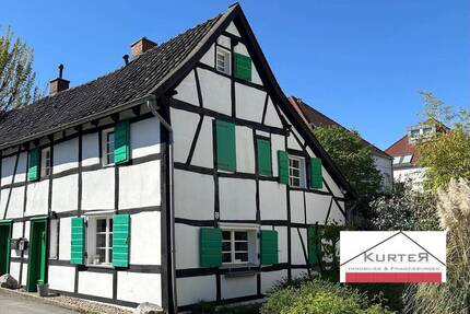 FACHWERKHAUS IN ZENTRALER LAGE VON LANGENFELD - Langenfeld (Rheinland) Immigrath