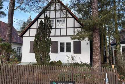 Wohnen im Grünen - Siedlungshaus mit Sonnenterrasse und Anbaumöglichkeit in Kleinmachnow