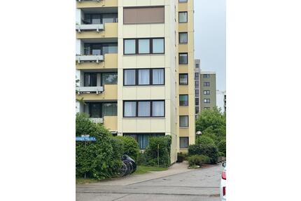 Von Privat, 3-Zimmer-Wohnung in Unterhaching, sofort FREI