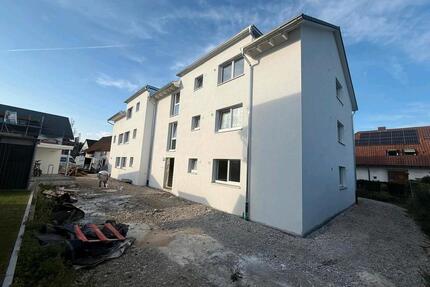Erstbezug 4,5-Zi.-Neubauwohnung, Garten & Garage, Steißlingen
