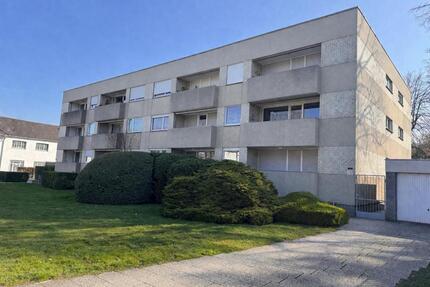 4-Zimmer-Wohnung mit 2 Balkonen & EBK – 113 m², ab 01.04. frei - Mönchengladbach Süd