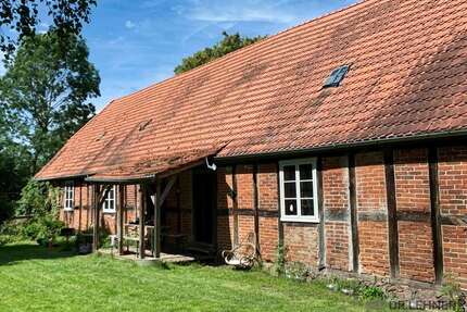 Haus zum Kaufen in Bandelin 150.000,00 € 215 m²