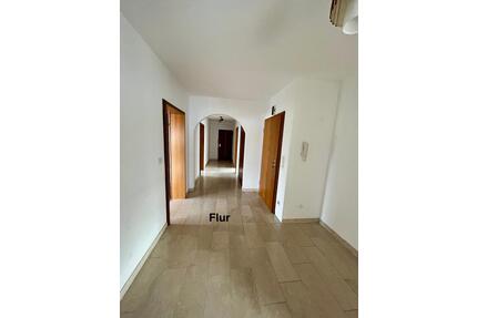 Großzügige helle EG Wohnung - 1.260,00&nbsp;EUR Kaltmiete, ca.&nbsp; 140,00&nbsp;m&sup2; in Fürth (PLZ: 64658)