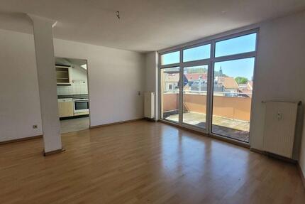 Anfragestopp! 3-Raumwohnung mit Balkon, Einbauküche und Aufzug im Zentrum von Eisenach