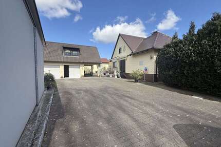 Haus zum Kaufen in Büchenbach 680.000,00 € 174 m²