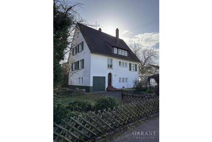 Zweifamilienhaus mit Gestaltungsmöglichkeit in Weinstadt-Endersbach