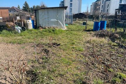 Garten zur Übergabe - 1.800,00&nbsp;EUR Kaltmiete, ca.&nbsp; 0,00&nbsp;m&sup2; in Dresden (PLZ: 01069) Plauen
