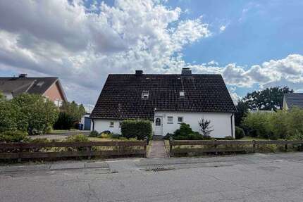 Haus zum Kaufen in Wahlstedt 195.000,00 € 142.89 m²
