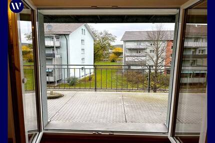 Ihr neues Zuhause! 2-Zimmer-Wohnung + Tageslichtbad mit Wanne + Keller + Balkon - Singen (Hohentwiel)