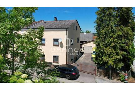 ***Schnäppchen-DHH mit Charme sucht Liebhaber - inkl. Doppelgarage!!*** - Bad Füssing / Aigen am Inn