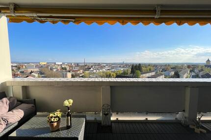 Sonnige 2-Zimmer-Wohnung mit Panorama-Ausblick Balkon SW-Bergl - Schweinfurt Bellevue