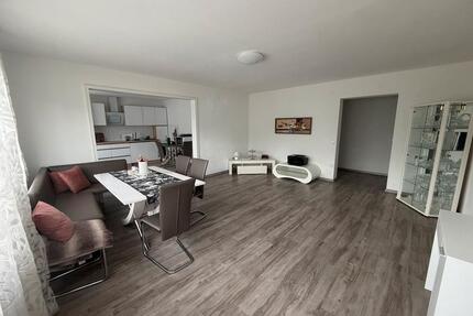 Mietwohnung - 1.500,00&nbsp;EUR Kaltmiete, ca.&nbsp; 107,00&nbsp;m&sup2; in Sinsheim (PLZ: 74889)