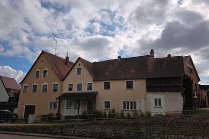 freistehendes Mehrfamilienhaus bzw. 2 Häuser ! Provisionsfrei ! - Thalmässing