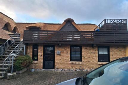 Schöne Dachgeschosswohnung unter Reet mit großer Dachterrasse - Schwabstedt