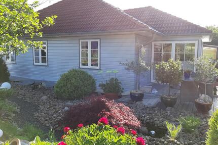 Charmantes Holzhaus mit Wintergarten & Wohlfühlcharakter - Husum