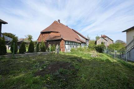 Haus zum Kaufen in Barsinghausen Egestorf am Deister 117.000,00 € 177.96 m² - Barsinghausen / Egestorf am Deister