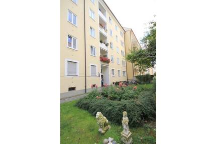 Familienfreundliche - sehr gut geschnittene 4 Zi.-Whg. in Neuhausen - München Neuhausen-Nymphenburg