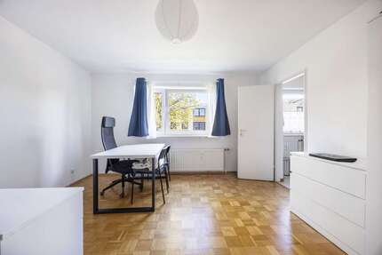 Wohnung zum Kaufen in Unterhaching 245.000,00 € 30 m²