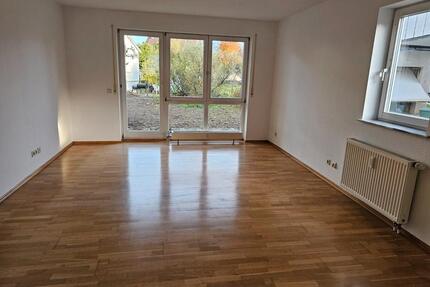 Freie 2 Zimmer Wohnung 60 qm in Dagersheim - Böblingen