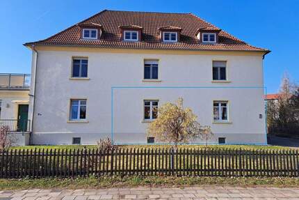 Beste Lage hinter dem Kulturhaus - Leuna