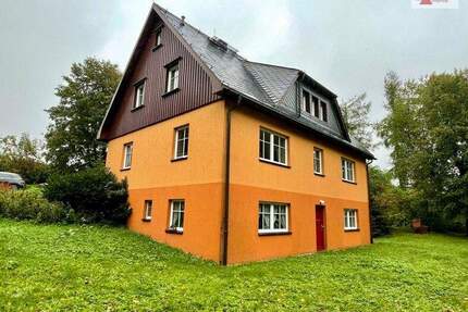 Stilvolles Einfamilienhaus in ländlicher Idylle im Spielzeugdorf Seiffen mit Garage - Seiffen/Erzgebirge / Heidelberg