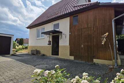Haus zum Kaufen in Reutlingen 370.000,00 € 96 m²