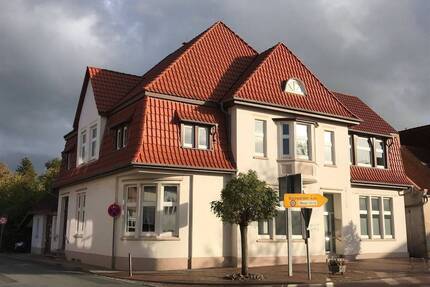 Schöne 4-ZKB Altbauwohnung in zentraler Lage in Ovelgönne zu vermieten!