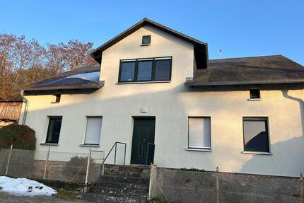 Geräumiges Zweifamilienhaus mit Nebengelaß in idyllischer Lage - Oderberg
