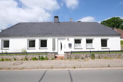 Charmantes EFH barrierefrei, IDEAL für Alt & Jung (Preiskracher) - Groß Wittensee