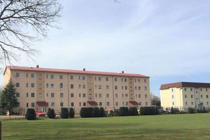 Möblierte 2 Zimmer Wohnung mit Balkon. Flexibel ab 6 Monate zu vermieten! - Annaburg