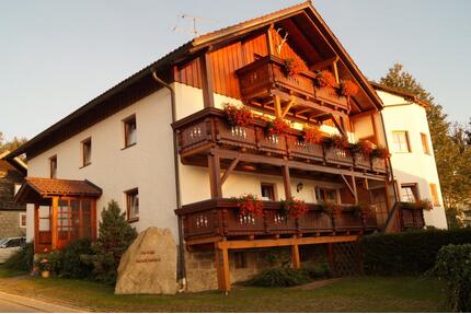 Ferienhaus mit 6 Ferienwohnungen und großem Garten - Haidmühle