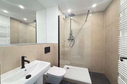 Wohnung zum Kaufen in Düsseldorf 239.000,00 € 53.87 m²