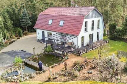Haus zum Kaufen in Hagen im Bremischen 670.000,00 € 215 m²