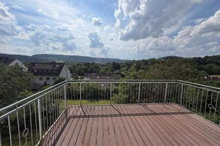 Haus zum Kaufen in Einbeck 335.000,00 € 200 m²