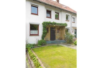 Gepflegtes Reihenhaus von privat - 4 Zimmer, Garten, Keller - Celle Neustadt/Heese