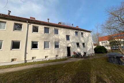 Frisch renovierte 2,5 Zimmer-Wohnung mit Tageslichtbad und Dusche - Neustadt in Holstein