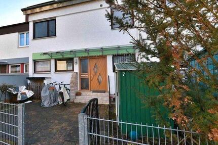 Reihenmittelhaus mit viel Platz,ruhige, gute Lange. Modernisiert. - Langenau