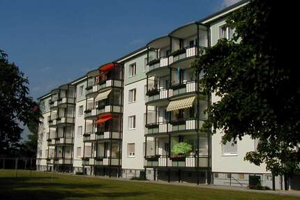 Wohnung zum Mieten in Hoyerswerda 375,00 € 62.73 m²