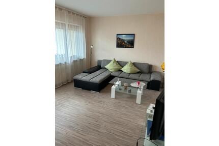 Schöne Zweizimmerwohnung - 750,00&nbsp;EUR Kaltmiete, ca.&nbsp; 55,00&nbsp;m&sup2; in Leiwen (PLZ: 54340)