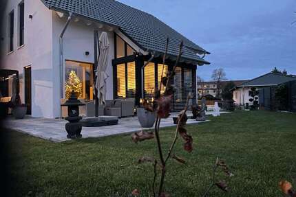 Haus zum Kaufen in Taucha 598.000,00 € 131 m²