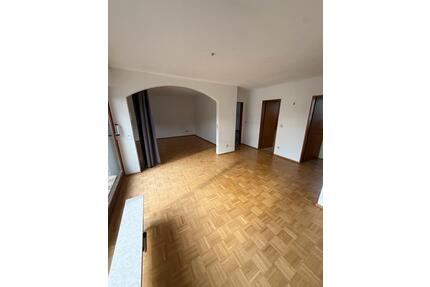 2,5 Zimmer DG-Wohnung mit Klimaanlage - schnell sein lohnt sich - Miltenberg