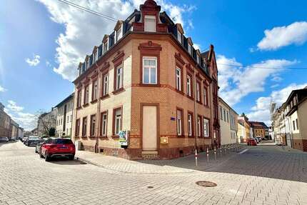 Haus zum Kaufen in Karlsruhe 1.700.000,00 € 726 m²