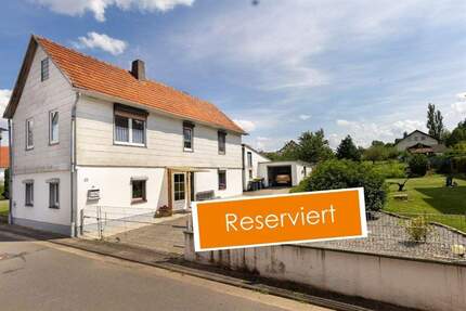 Bezahlbares Einfamilienhaus mit wunderschönem Garten, Garage und viel Potenzial - Meißner Abterode