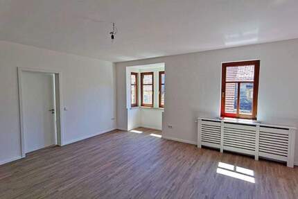 Hildburghausen-4 Zimmer-Zentral-Balkon