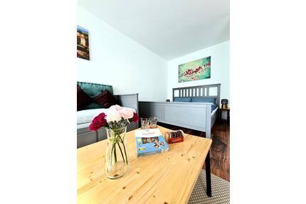 Derendorf: 1Zi. Whg. Kernsaniert, bezugsfertig mit Balkon - Düsseldorf