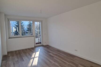 FRISCH SANIERT! 2-Zimmer-Wohnung mit Balkon in Pasewalk