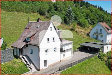 Haus zum Kaufen in Wilhelmsthal 95.000,00 € 118 m²