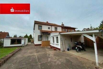 Charmante Doppelhaushälfte mit großem Grundstück in ruhiger Lage von Erfurt