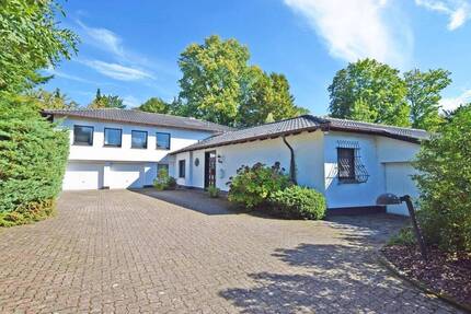 Zweifamilienhaus mit Potenzial im beliebten Brucker-Holt-Viertel - Essen Bredeney