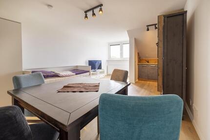 Vollmöbliertes Apartment mit Stadionblick in der Grünwalder Straße - München Giesing
